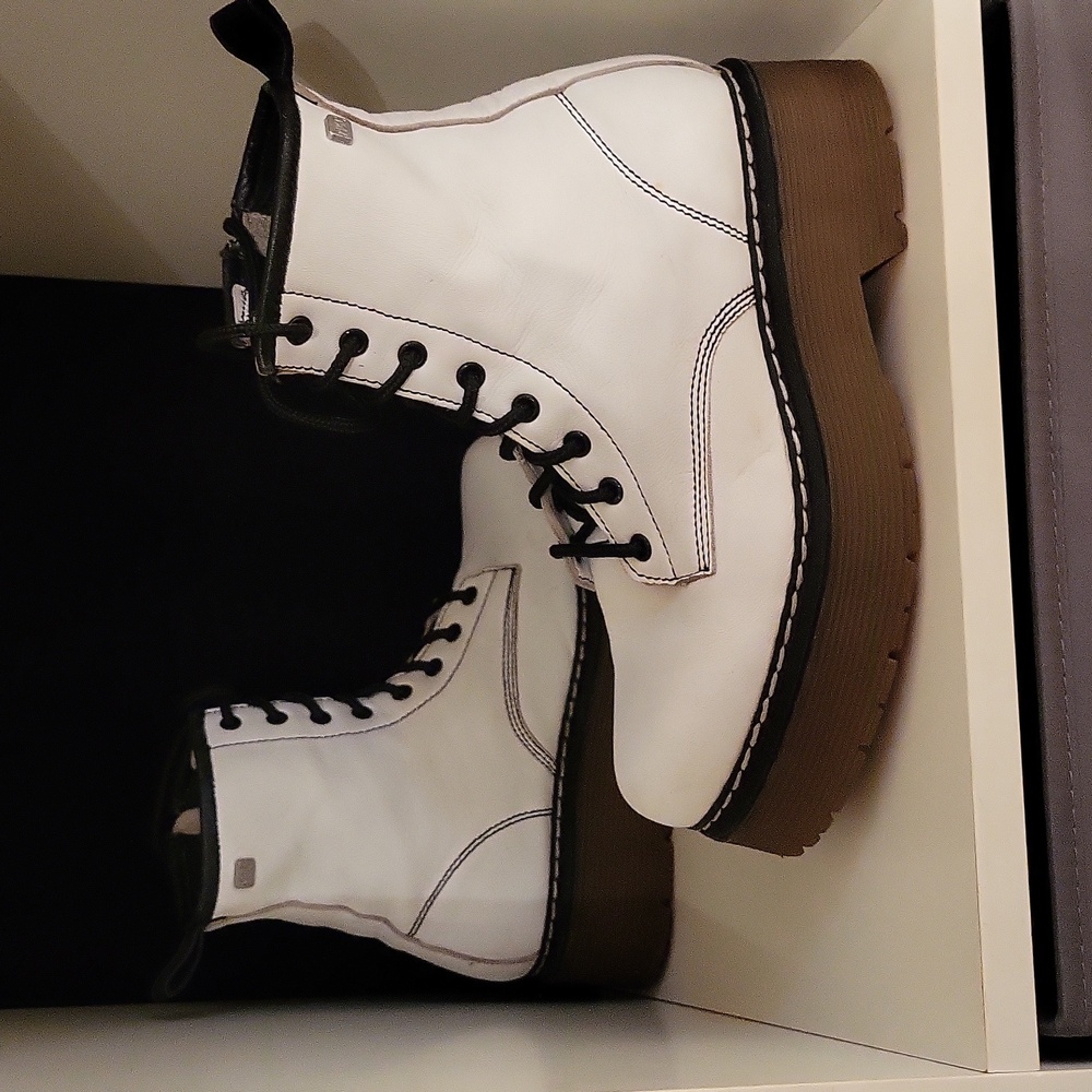 Musse & Cloud Women's Unisex Leather Combat Boots Shoes / Sz 7 / White